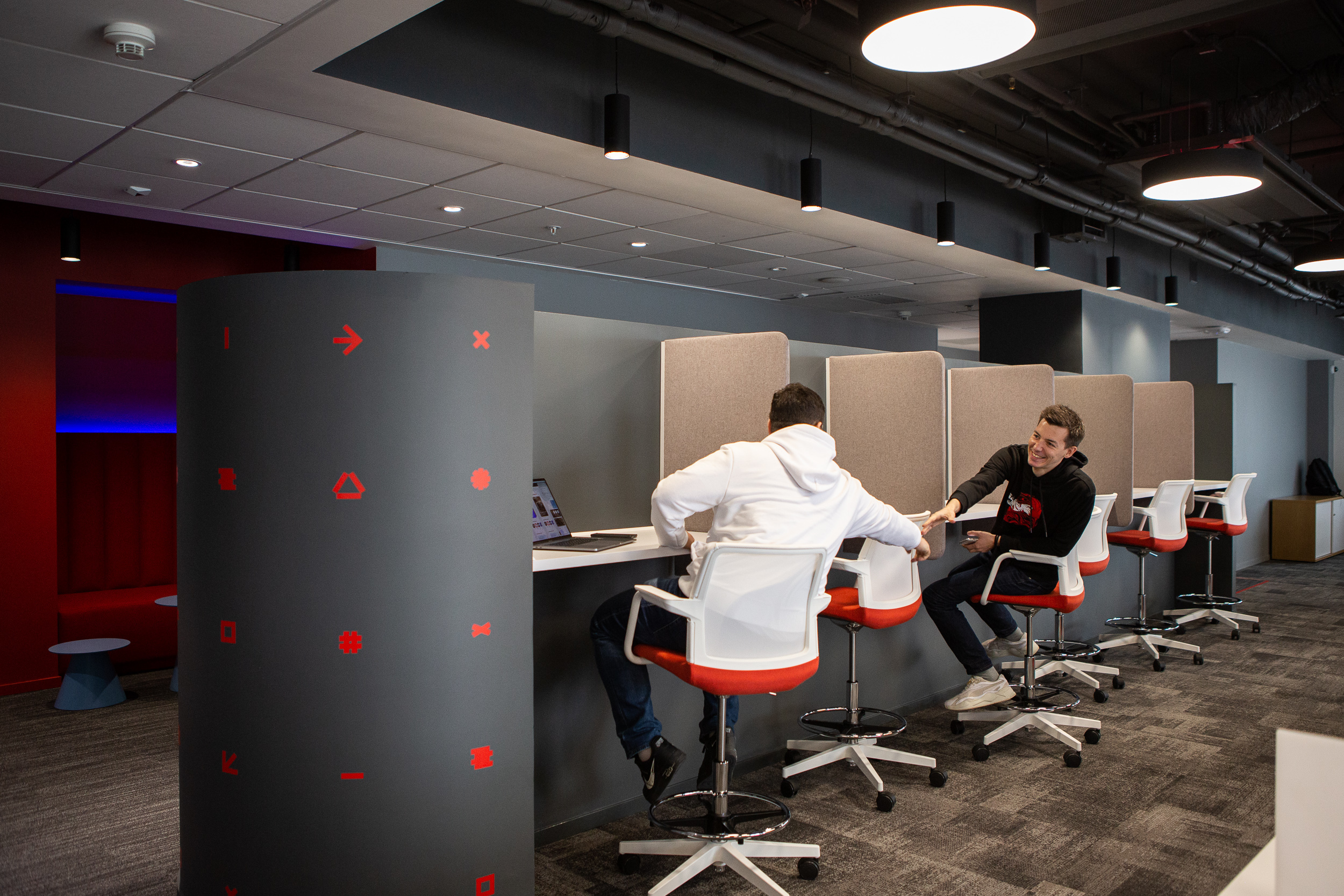 Фото офиса компании «Альфа-Банк»