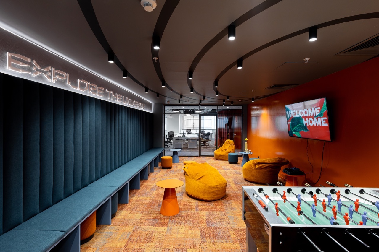 Фото офиса компании «Альфа-Банк»